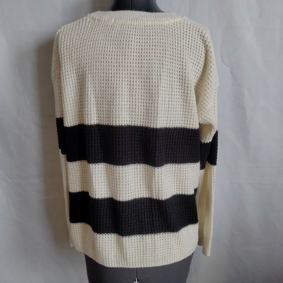 XXI Forever 21 Sweater Boxy Chunky Size S Black Off White Stripe Relaxed Cozy - Picture 8 of 14